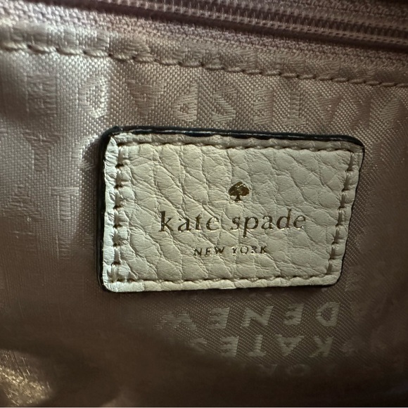 Kate Spade Bow purse with matching wallet - Picture 2 of 3